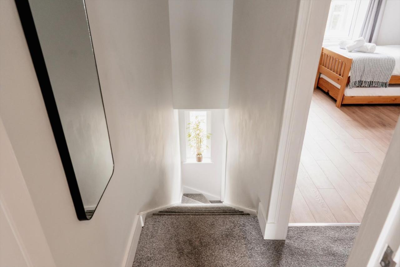 Sawley Cottage By Above Rubies - Modern, Stylish, 2 Bedroom House In 斯基普顿 外观 照片